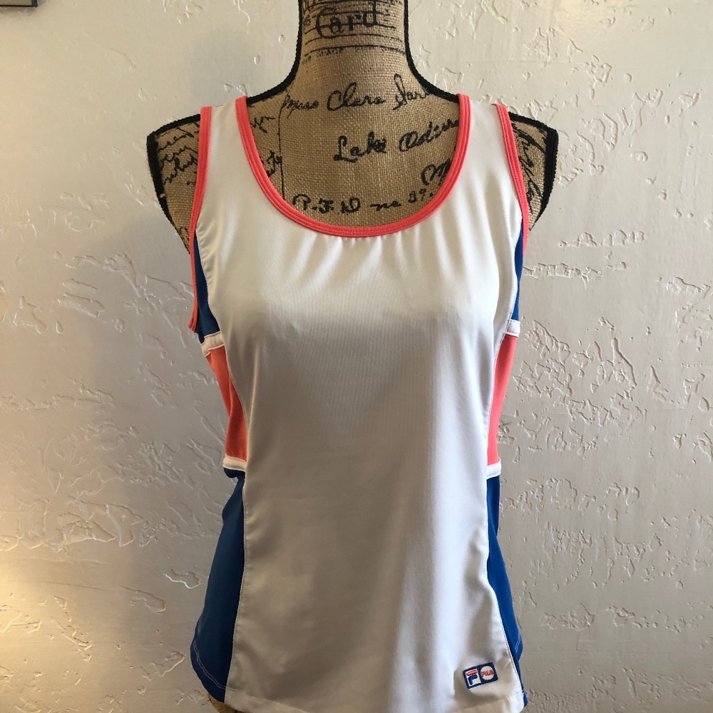 Fila athletic top, size medium